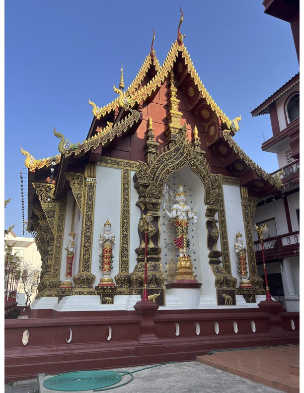 famous food in chiang mai