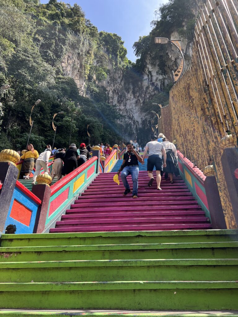 batu caves hours