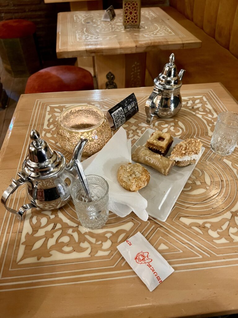 tea shops in granada spain