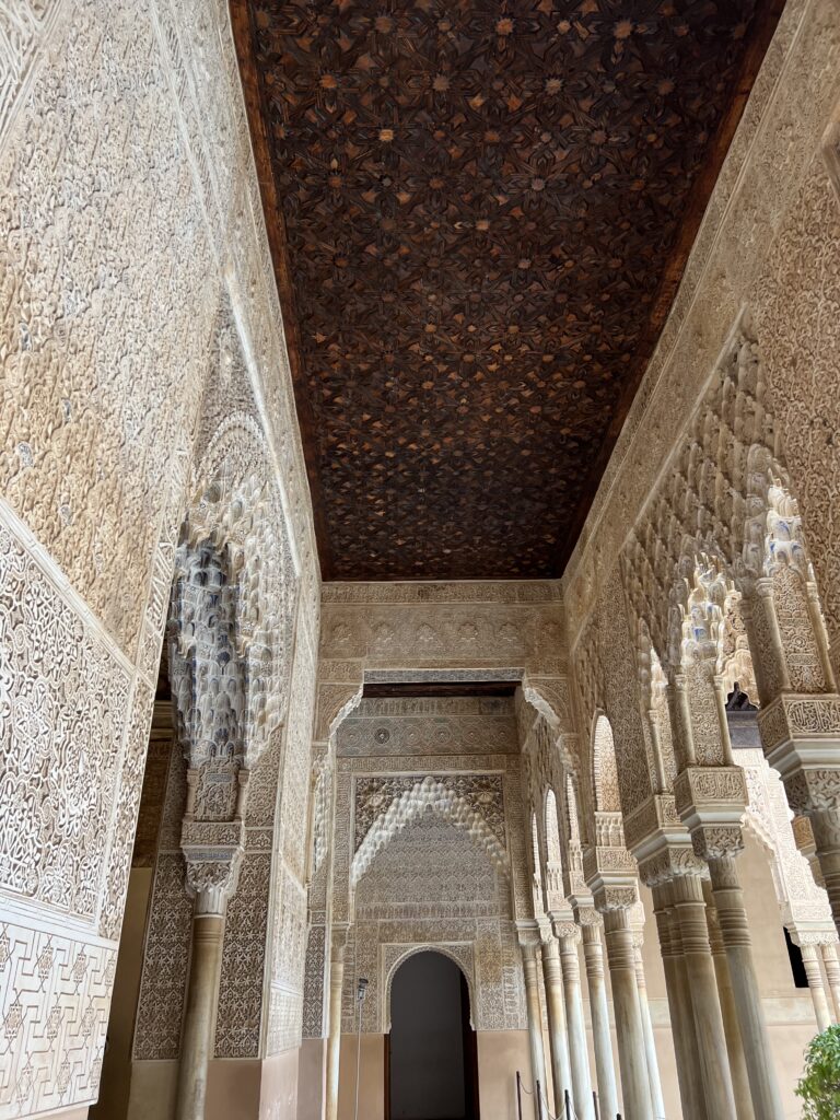 alhambra alhambra dress code