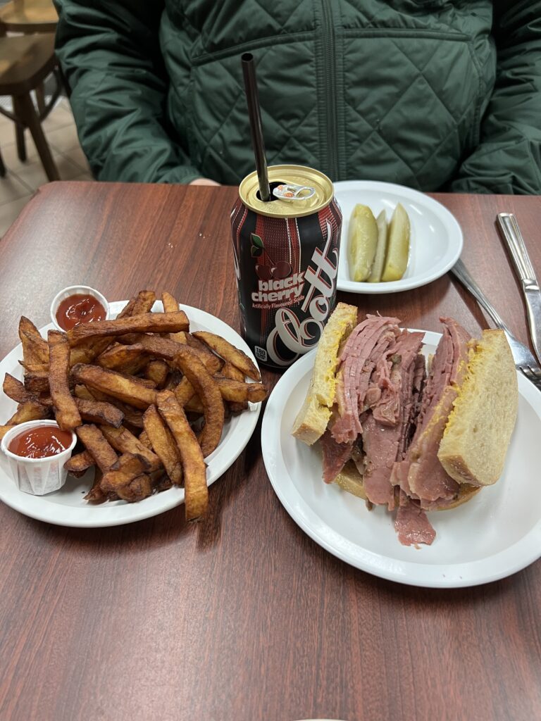 montreal fun restaurants